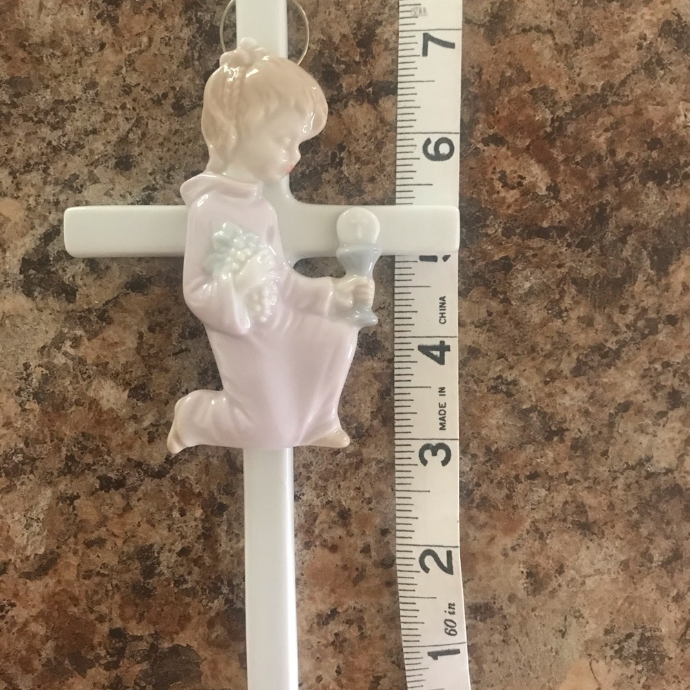 Porcelain Cross - Picture 3 of 4